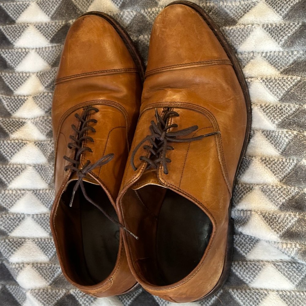 Used Walnut Brown Allen Edmonds Fifth Avenue Cap-Toe Oxford